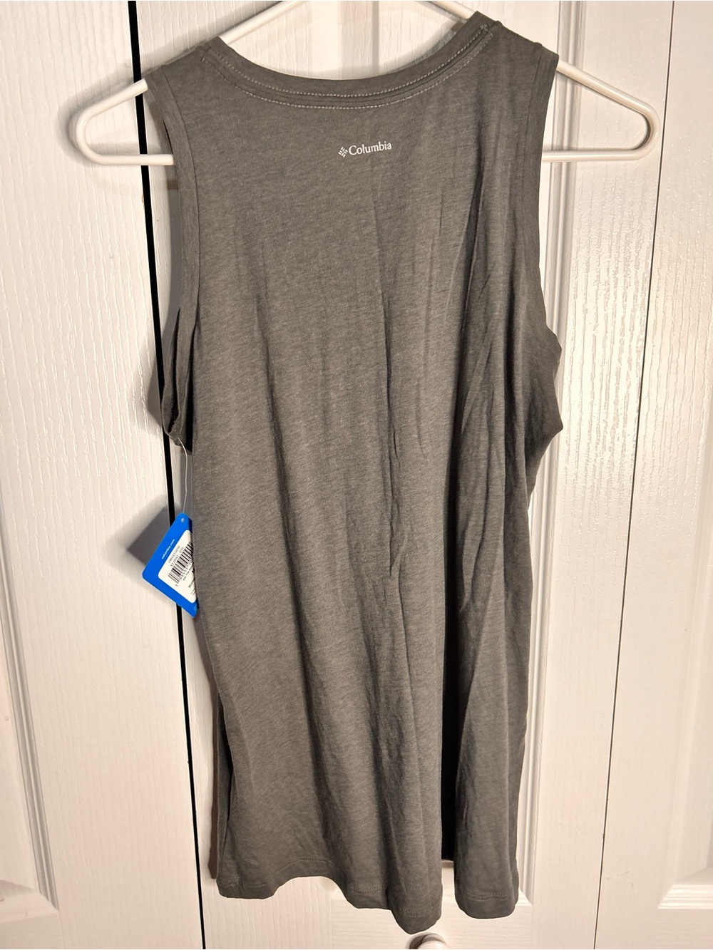 Columbia Women’s Size Medium Gray Graphic Sleeveless Tank Top NWT Lightweight - Picture 5 of 5